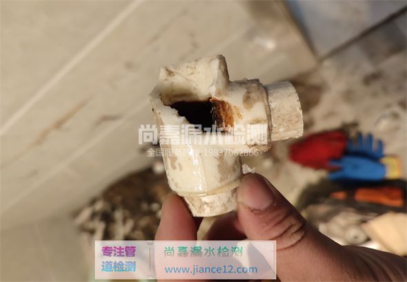 平湖引起漏水的原因有哪些？